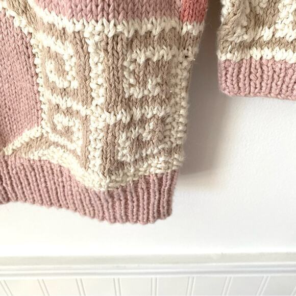 Vintage Hand Knit Cullinane Pink Cream Tan Floral Sweater size medium - Picture 8 of 8